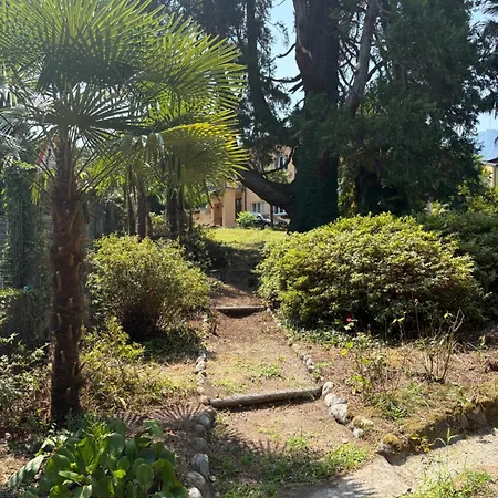 Vista - Villla Giulia 5 Min Loopafstand Tot Het Apartment Porto Valtravaglia
