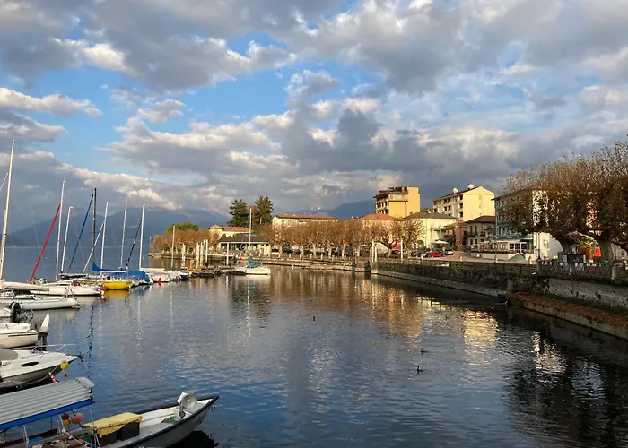 Vista - Villla Giulia 5 Min Loopafstand Tot Het Willa Porto Valtravaglia